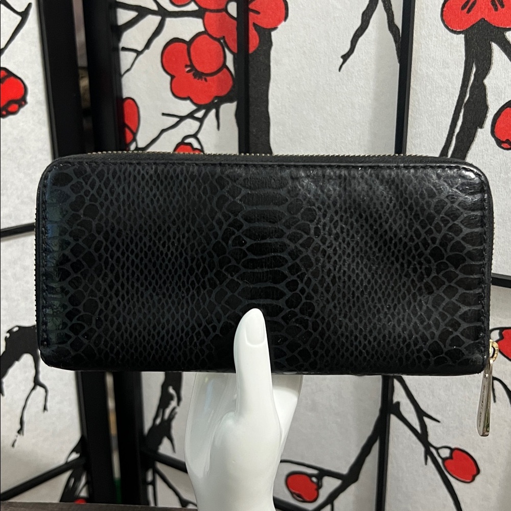 Michael Kors Black Snake-Embossed Zip-Around Wallet with Gold Plaque - Picture 3 of 10